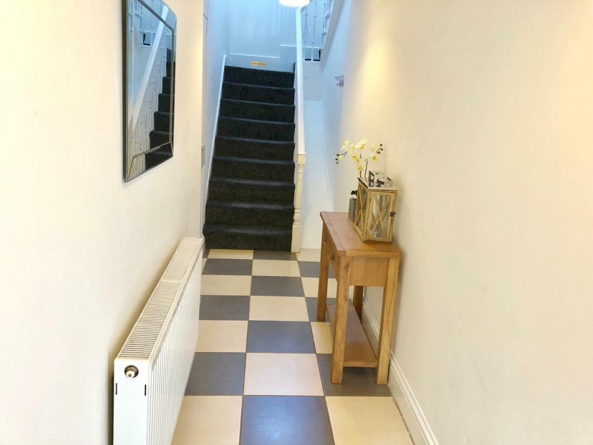 Casa de Férias Riverside Townhouse *